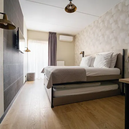 Emilia Otel