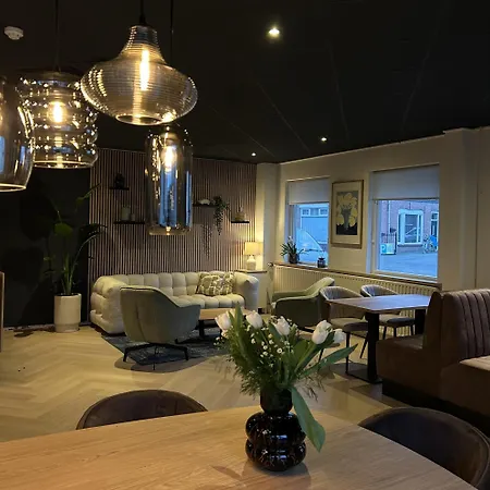Hotell Emilia 3*