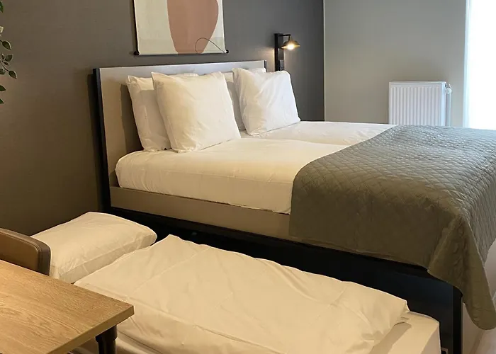 Emilia 3* كاتْسهوفيل